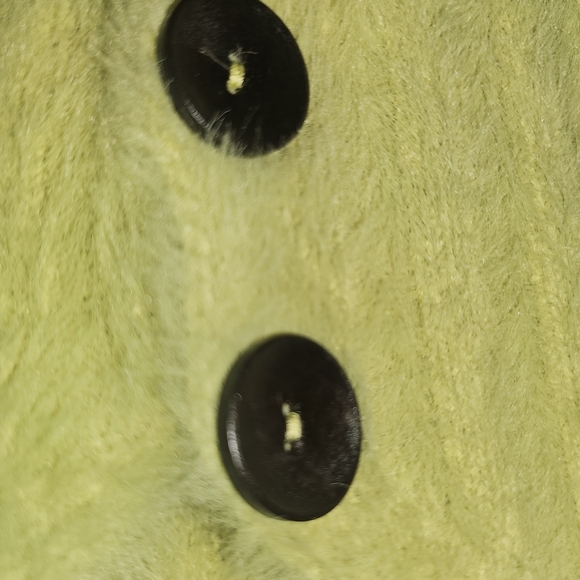 Better Be Neon Green Cropped Cardigan - Picture 9 of 9